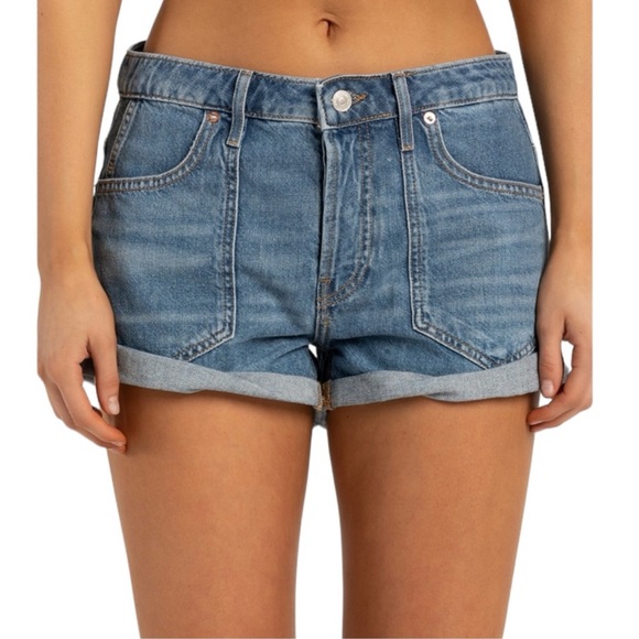 We the  free women’s classic denim shorts size 30 - Picture 2 of 3